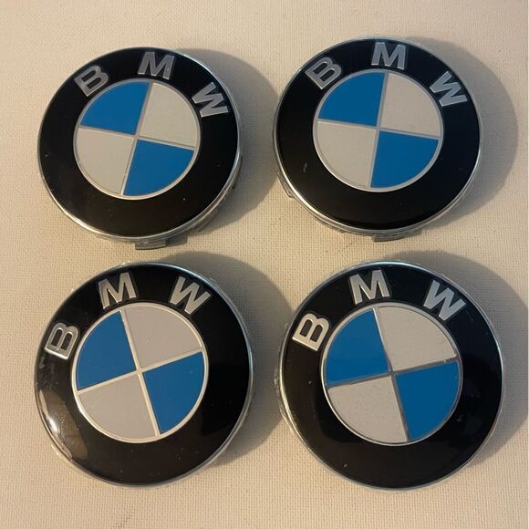 BMW logo wheel center caps in Blue & White 68mm set of 4 NWT - Picture 1 of 5